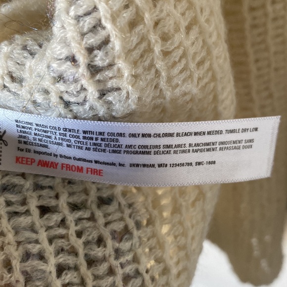 Anthropologie Rosanna Crochet Kimono Sweater Cream Grey Shawl Cardigan One Size - Picture 9 of 10